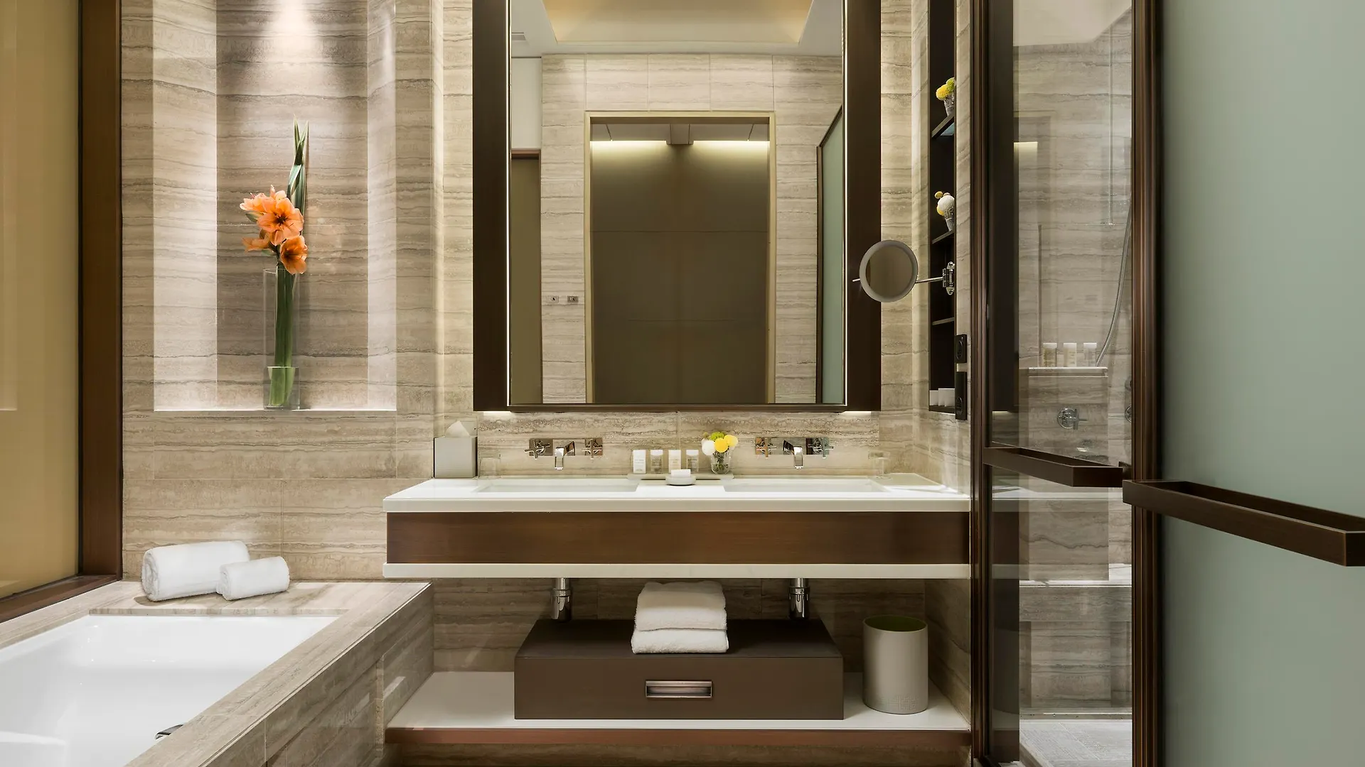 *****  The Olympian Hong Kong Hotel China