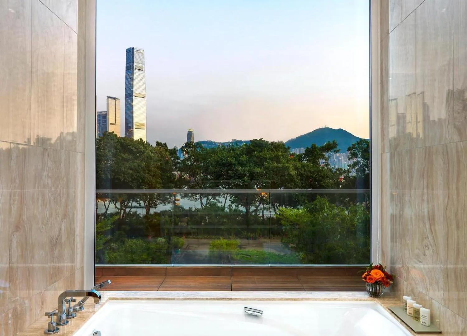 *****  The Olympian Hong Kong Hotel China