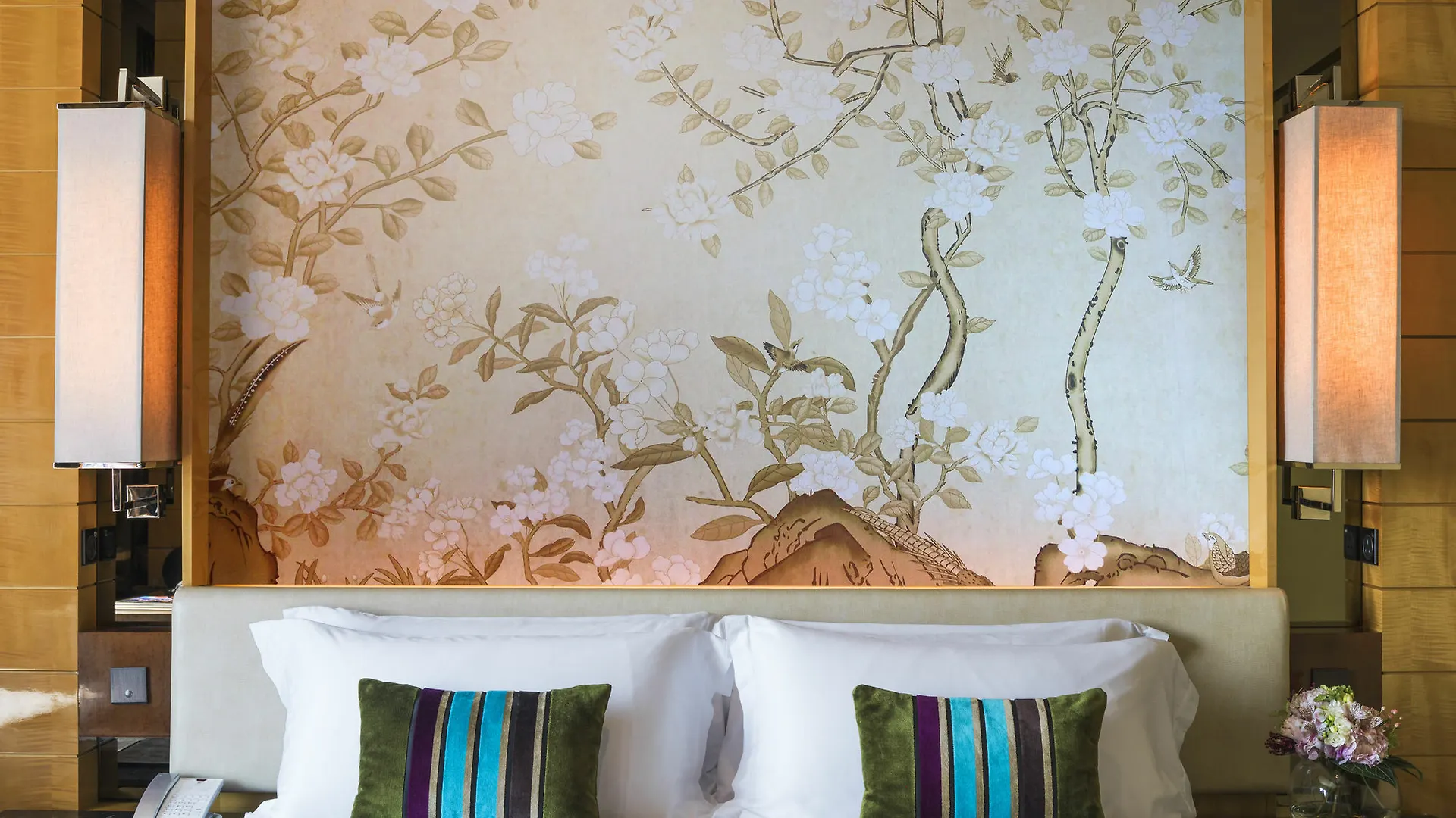 The Olympian Hong Kong Hotel 5*,